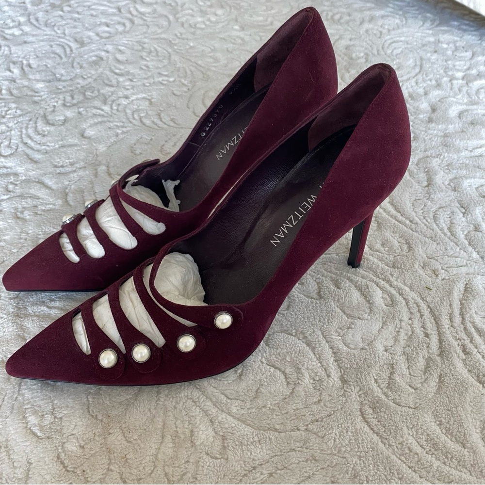 Stuart Weitzman Burgundy Suede Pointed Toe Pump - Picture 3 of 6